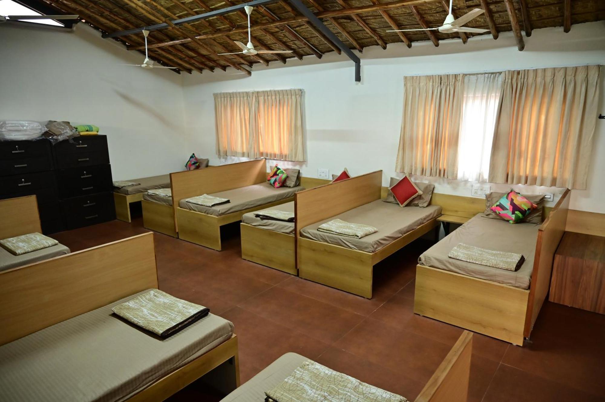 Готель The Hampi Cafe Екстер'єр фото
